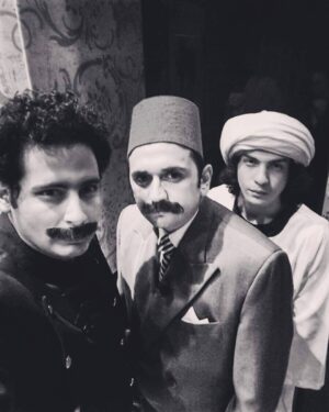 Hamed Al Sharrab Instagram - من كواليس مسرحية "انا اية اللي جابني هنا"
#مسرح_مصر