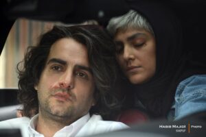 Hamed Komaily Instagram - ...
رقص روي شيشه .
photo @habib_majidi 
#دانلودفیلم  #دانلود_قانونی #عكس #رقص_روی_شیشه#فيلم#سريال#سريال_رقص_روى_شيشه #رسانه