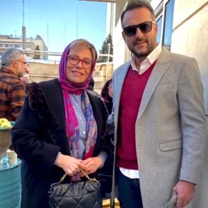 Hamed Komaily Instagram - ...
شما بی نظیرید بانو