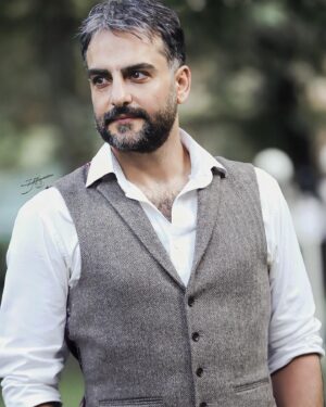 Hamed Komaily Instagram - ...
photo @nafasazaar 
.
#hamedkomaily 
#australiafilmfestival
#حامد_کمیلی