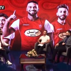 Hamed Tehrani Instagram - 😡😤🤫
#پرسپولیس_زیباترین_عشق_جهان🔴 
خطاب به دوستانی که باز میخوان برای پرسپولیس حاشیه درست کنند ما سر اسم پرسپولیس با خانوادمون هم شوخی نداریم باز سر و کلتون پیدا شد؟ 

@mostafalashgari  @vahidrezaei07 @mehdiakhlaghii1 @omid_feyzz