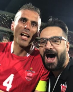 Hamed Tehrani Instagram - مبارررکت باشه هودار واقعییی خدایا شکرت 🙏🙏 #پرسپولیس_زیباترین_عشق_جهان🔴
