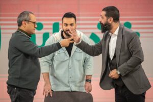 Hamed Tehrani Instagram - امشب خندوانه ساعت ۲۳:۰۰

📸: @s.shervin.sh