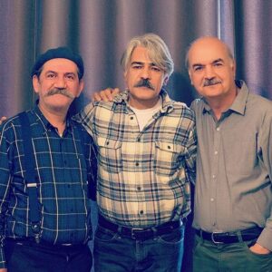 Hamid Jebeli Instagram - .
روز گذشته ، کیهان کلهر عزیز در پشت صحنه مجموعه " کلاه قرمزی " مهمان ما شد.

باعث خوشحالیمون بود ، حضور ایشون رو داشتیم.