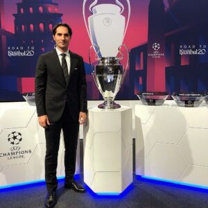 Hamit Altıntop Instagram - UEFA Champions League Last 16 Draw🏆Road to ISTANBUL #roadtoistanbul