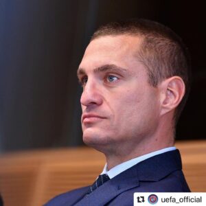 Hamit Altıntop Instagram - #Repost @uefa_official with @make_repost
・・・
👀 We welcomed some of Europe’s top former players to UEFA HQ on Monday. ⚽️ ⁣
⁣
Our ambassador round table discussion allowed European football’s governing body to listen and learn from some of the top figures in the game. ⁣
⁣
On the agenda were some important topics of discussion, including the laws of the game, behaviour and respect on the field, the football calendar and player education. ⁣
⁣
#Ambassadors #Legends #Discussion #Debate