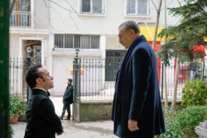 Hamza Yazıcı Instagram - Tako can

@camdakikiz 
#camdakikiz