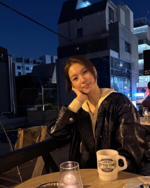 Han Dong-hee Instagram - 🌙🌝🌕