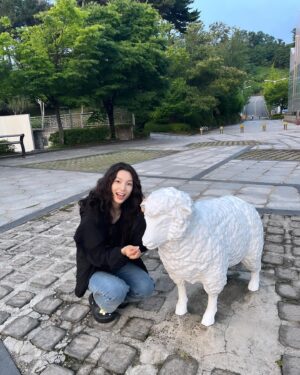 Han Dong-hee Instagram - 히피펌 어디서 했니?🐑😝😆
