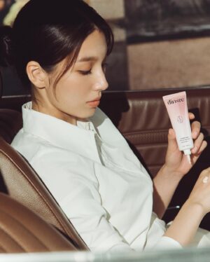 Han Dong-hee Instagram - #dinsee🧡