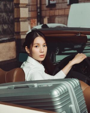 Han Dong-hee Instagram - #dinsee🧡