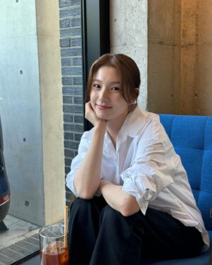 Han Dong-hee Instagram - ☕️