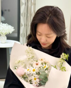 Han Ji-min Instagram - .
🌸🌼🌷🌻🌹🌺