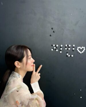 Han Ji-min Instagram - .
🤍🐻💍🩵

@goldendew_official