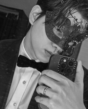 Han Sang-hyuk Instagram - bogoshipda🤵‍♂️