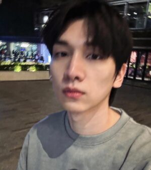 Han Sang-hyuk Instagram - 나잇인더홍콩🌃