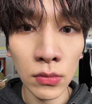 Han Sang-hyuk Instagram - 나잇인더홍콩🌃