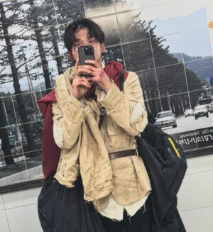 Han Sang-hyuk Instagram - =
사랑해야 할 햇빛이라는 뜻으로,
겨울의 낮을 비유적으로 이르는 말.

(‘애일’이 세상 밖으로 나오기까지 함께해 준 우리 능력자분들 다시 한번 진심으로 감사합니다!🙏)