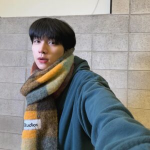 Han Sang-hyuk Instagram - Thank you for celebrating my first mini album, Winter Butterfly’s 4th anniversary.🦋