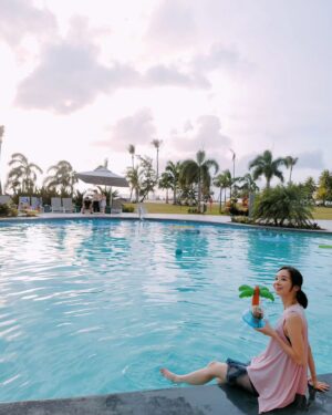 Han Soo-yeon Instagram - 2024 우리가족 #여름휴가 🤙Hafa Adai🩵 #Saipan & #Tinian 🏝 @crowneplazaresortsaipan #조카niece