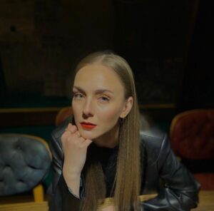 Hande Nur Tekin Instagram - Depth effect