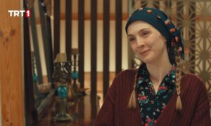 Hande Nur Tekin Instagram - Ah Mihriban.. 
  Gönül Dağı her cumartesi saat 20.00’da TRT1’de ☘️ @gonuldagitrt  @trt1 @gokceaktasmanagement