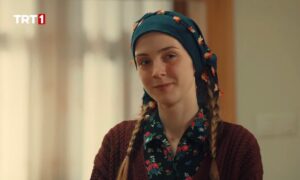 Hande Nur Tekin Instagram - Ah Mihriban.. 
  Gönül Dağı her cumartesi saat 20.00’da TRT1’de ☘️ @gonuldagitrt  @trt1 @gokceaktasmanagement