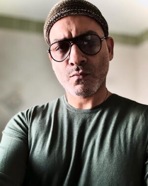 Hani Adel Instagram - وبرغم كل الظروف لسه الأمل موجود
