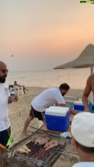 Hani Sarhan Instagram - Barbecue and chill | summer 2021