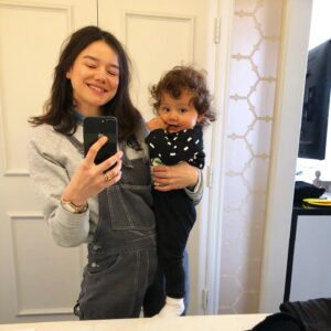 Hanna Mangan Lawrence Instagram - 🦧🐒