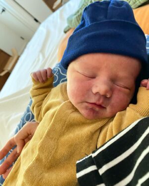 Hanna Mangan Lawrence Instagram - Little Oskar Lawrence Bustos was born at home on January 20th. Our little Ozzy is happy and healthy - thank you world!