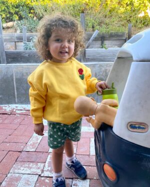 Hanna Mangan Lawrence Instagram - Me (pointing at his doll): who is this?
Roman: baby. 
Me: what is baby’s name?
Roman: Bubba.
