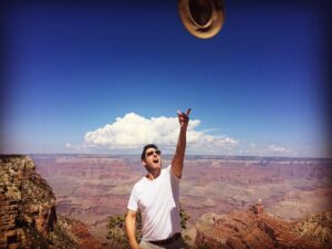 Hannah Anderson Instagram - I’ll never forget when Ari led me with my eyes closed (safely) to the edge of the Grand Canyon, then had me open them again. Breathtaking. And then when he pretended to trip numerous times for my own enjoyment (and terror). HAPPY BIRTHDAY my playful @arijaycohen you make life way more fun. ❤️