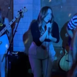 Hannah Leigh Instagram - 📣The bands back together!!Stoked to be playing @breakroom86 on 12/6 with @breakingsound 🤘🏼. Come hear me sing that one gay song to my girlfriend and then the other ones too. Tix in bio! LOVE U MEAN IT 🐄❤️