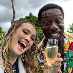 Hannah New Instagram - Happy Birthday to this wonderful human! Wish I could be enjoying a glass of bubbly with you to celebrate! ❤️💫🎉🎂🍾
