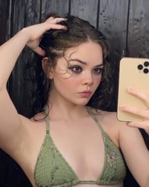 Hannah Riley Instagram - hashtag instagood

-
#megamind #vibe #🥚