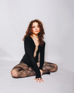 Hannah Riley Top 100 Instagram Photos and Posts