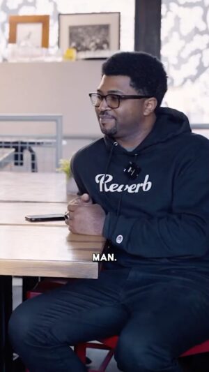 Hannibal Buress Instagram - Hung out with @Reverb at the Knee Brace single release party in Chicago to talk about music and @eshutune. Full video out now.

I got 5 shows in Phoenix, AZ next week. Feb 9-11. VIP tickets still available!

www.hannibalburess.com/calendar