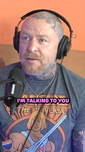 Harland Williams Instagram - Communicating well on the Harland Highway podcast on YouTube #talkies #you @talktalkband_ @att @xgames @arbys @wolfmate @phantomopera