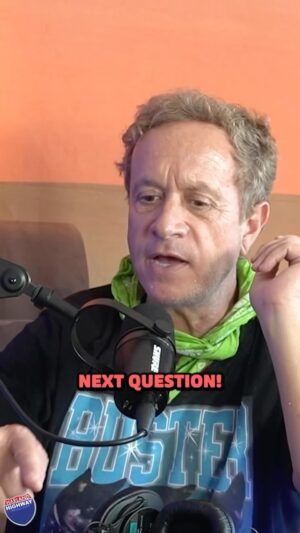 Harland Williams Instagram - Learning is fun on the Harland Highway podcast #pita #pygmie @thegarybusey @paulyshore @pitapitcanada @wholefoods @amazonprime @zankouchicken @cher