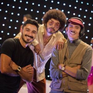 Harold Jiménez Instagram - Amigos, Dar Gracias, Sonreír, Disfrutar, Crear... nuestra vida en el Set 🎬🎥