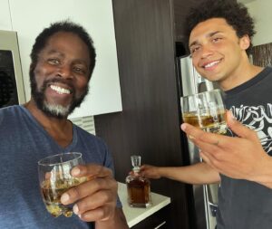 Harold Perrineau Instagram - RAISE A GLASS! to the entire #Fromcrew. Not totally done but what a WILD season. We have lots of great new things to share with you all, so hang on it’s about to get nuts! @fromonmgm  thank you @maisoncustom @thebestmanmovie #Sable 🤫