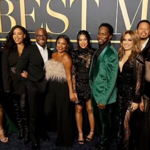 Harold Perrineau Instagram - Photo dump from last night. Thanks @grayscaleic for that beautiful suit and thanks to @jackibrowngrooming & @coleskincareformen for always getting a brother together. Quite a quick change around from the last picture here 😂. I love this crew of people. @thebestmanmovie @fromonepix I gotta mention my ride or die family. They always hold me up.