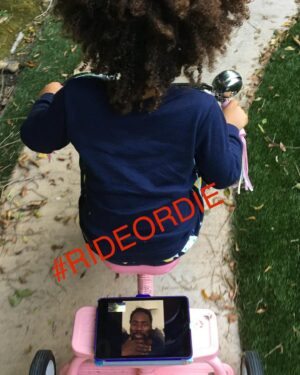 Harold Perrineau Instagram - This sounds obvious but you only turn 11 once and when your mom or dad isn’t there it’s tough. This one said to me “It’s ok dad, I know you have to work. I love you.”😭
Nah babe I LOVE YOU. #fromily Say HAPPY BIRTHDAY to my youngest ride or die Holiday Grace. #family