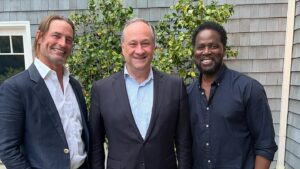 Harold Perrineau Instagram - Last week I was invited to a conversation with a room full of extremely smart, compassionate, and passionate men to discuss abortion rights and reproductive responsibility. I LEARNED A LOT! #educatingmyself Thank you @heidi4herstory and @damonlindelof for opening up your home for this extremely important discussion. And thank you to everyone who participated