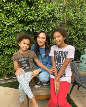 Harold Perrineau Instagram - You know though I’ve lived through some really tough times, but I’ve always felt kinda lucky. I didn’t realize that I was this muf**kin lucky!!! #nationaldaughtersday Love beyond belief!!!!!!
