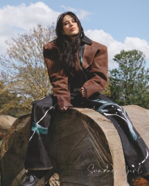 Harriet Cains Instagram - HARRIET CAINS X SUNDAY GIRL

@harriet.cains is no stranger to the big screen, with an honourable list of acting features already under her belt, she is truly taking the industry by storm. We have most recently seen the actress adopt the role of Philippa Featherington, in all three seasons of the star studded period drama ‘Bridgerton’ in which we see Harriet take on a whole new and exciting persona.

We are beyond excited chat to Harriet in issue 14 and delve into the world of acting, red carpet looks and what’s next on her 2024 agenda.

Photography: @daniellepainting
Styling: @jasmineldunnestyling 
H&MUA: @lauramarshmua 

See the rest of this ICONIC shoot in Issue 14, alongside our chat with Harriet! Link in bio to get your copy of your new favourite magazine (www.sundaygirlmagazine.co.uk)