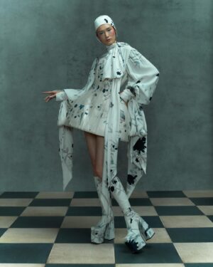 Harris Reed Instagram - I have never been so proud of a Harris Reed show, 6 months of work, hundreds and hundreds of hours of hand painted and hand embroidered deadstock wallpaper soaked, sponged and reworked into Fluid Demi Couture, for my 7th season, entitled Shadow Dance.
There are no words to express my deepest gratitude to my Harris Reed team for the sleepless nights and toiles and toiles that we had to make to make these dramatic silhouettes come together!

A massive thank you to @fromentaldesign and @timpbutcher for allowing me to access their archive and find these treasures to bring them back to life with your incredible help!

Shadow Dance 
@Harris_reed February 2024
Make-Up Look designed by @sofiatilbury using @charlottetilbury 
Hair @alipirzadeh @streetersagency in collaboration with @dysonhair @dysonhairpro 
Nails @manicuredbysimone with Sweet Squared @lovecnd @swwtsquared.nails
Styling @harry_lambert @bryantartists
Casting @nachumshonn
Movement Direction @simon.donnellon @sweetsquared.nails 
String Quartet Ian Burdge, Warren Zielenski, Zahra Benyounes, Bruce White
Production @family.ltd
Archive fabrics from @fromentaldesign
Footwear Harris Reed X @rokeratelier 
Millinery in collaboration with @viviennelake_
Press @dhpr_london
Imagery @marc_hibbert @artworld.agency
With thanks 
to @royalsalute @lexusuk