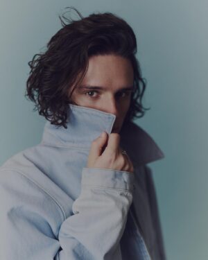 Harry Collett Instagram - @wonderlandmag 

📸 @bypip 
👔 @katie_dulieu 
🖌️ @pauldonovanhair