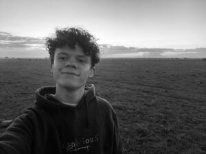 Harry Holland Instagram - What a year ❤️ Here’s to a big decade 🎥📺